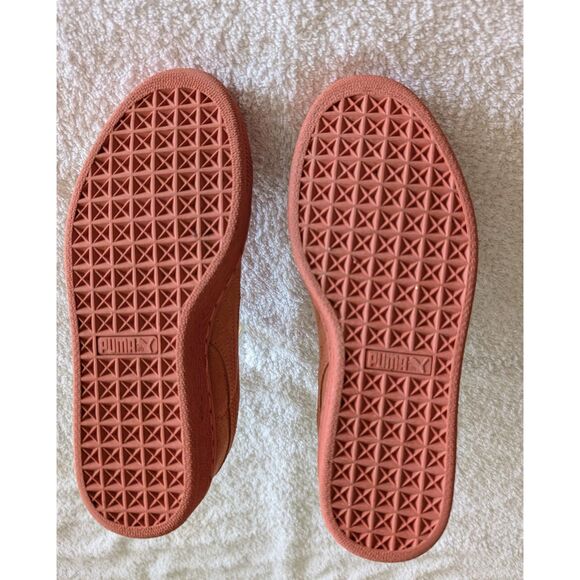 PUMA Women’s Suede Classic Mono Sneakers – Peach / Coral Pink  Sz 7 - Picture 3 of 9